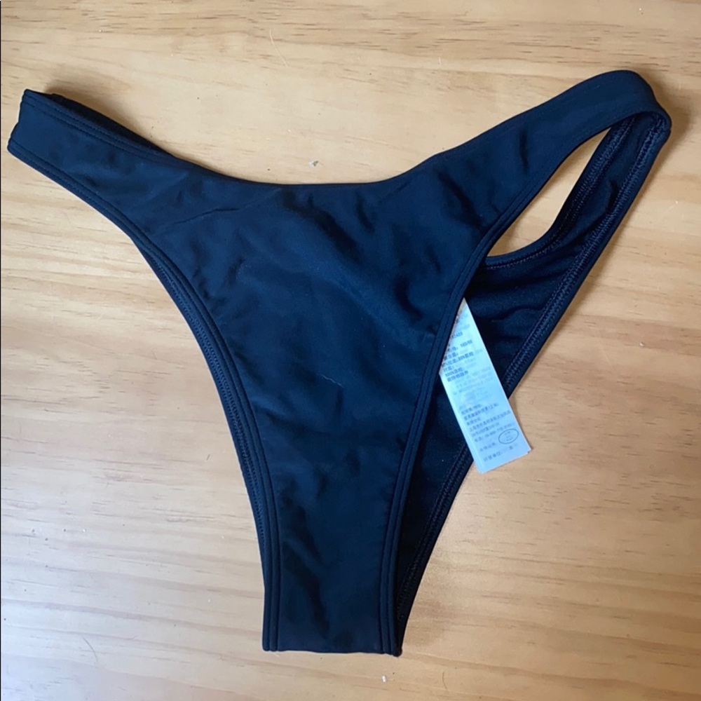 Hollister bottoms